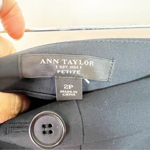 ANN TAYLOR PETITE BLACK PONTE KNIT BUTTON FRONT PENCIL SKIRT WOMENS SZ 2P - Picture 2 of 5